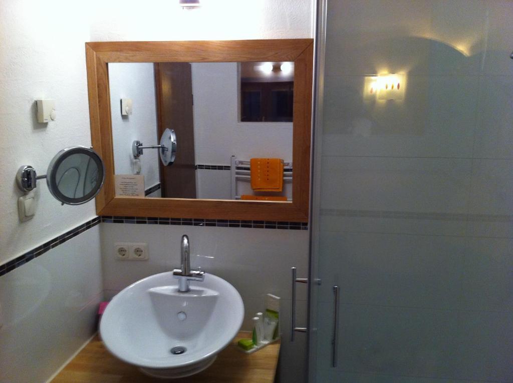 Bio Hotel Bayerischer Wirt Augsburgo Habitación foto