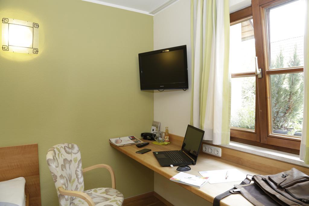 Bio Hotel Bayerischer Wirt Augsburgo Exterior foto